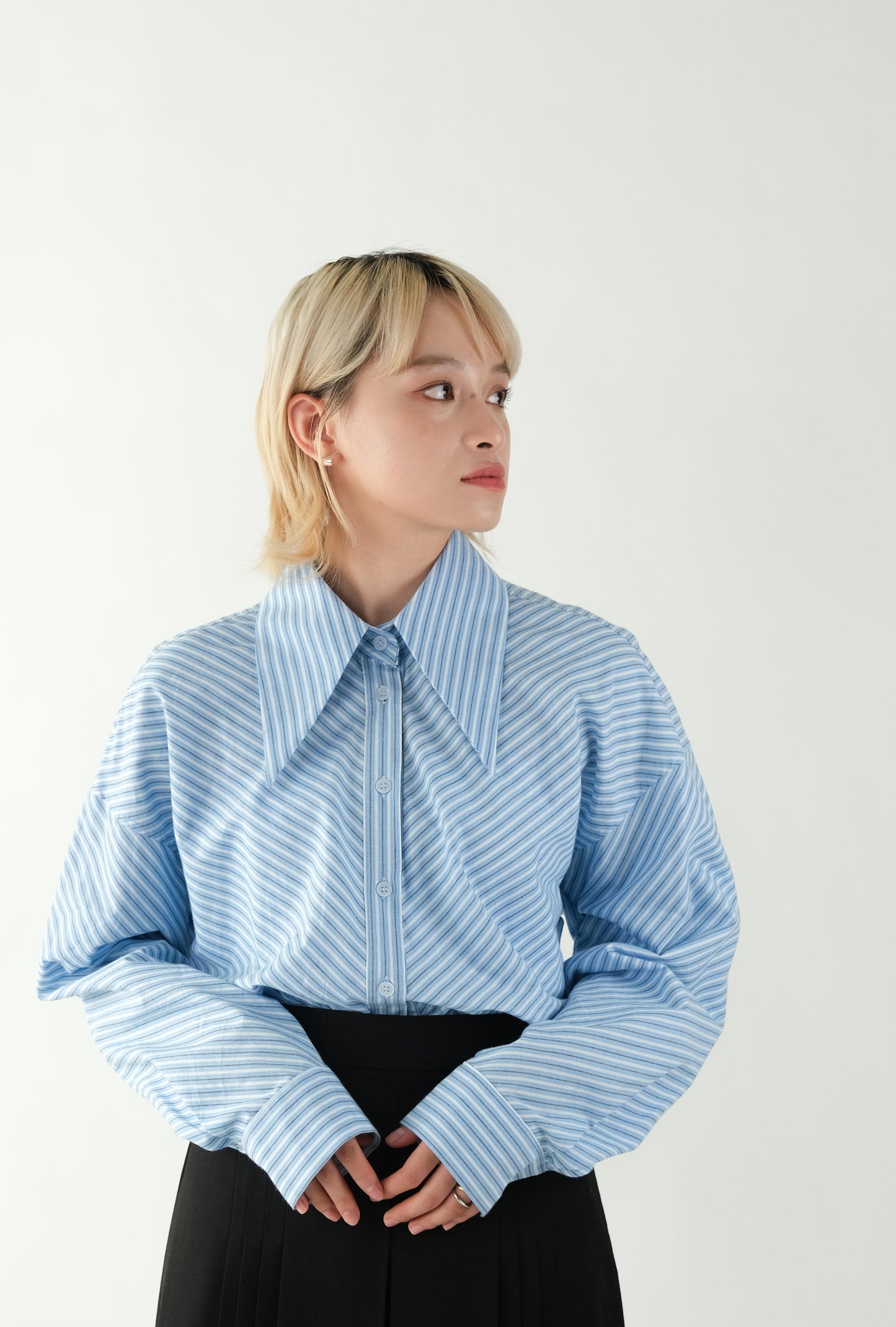 Pointed Collar Striped Mid Length Shirt