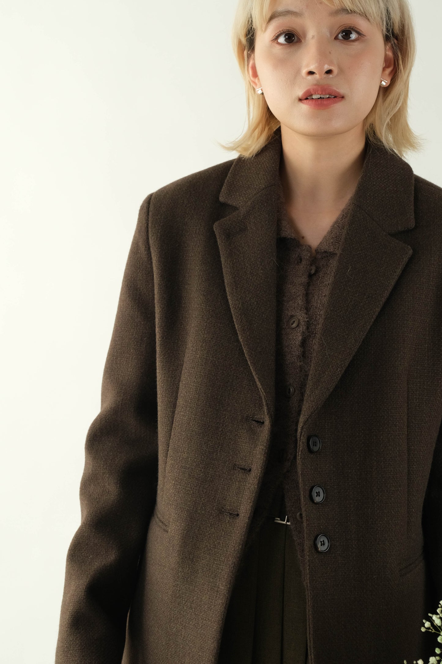 Natural Shoulder Line Loose-Fit Blazer - Brown